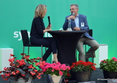 Joost Kas van Syngenta doet hetzelfde maar dan voor Pelargonium Pretty Little Pink Splash